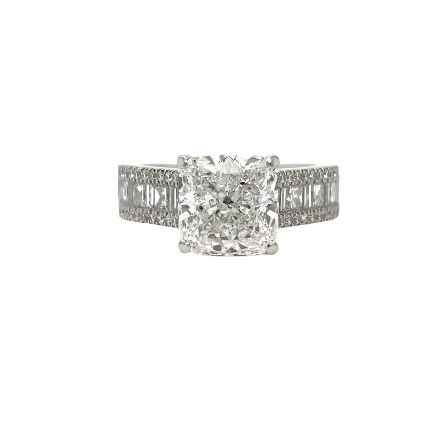 3.00 ct D‑VVS2 Cushion‑Cut Lab‑Grown Diamond Ring