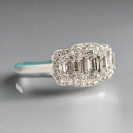 Certified 0.45ct Natural Diamond Cluster ring in 9kt Gold